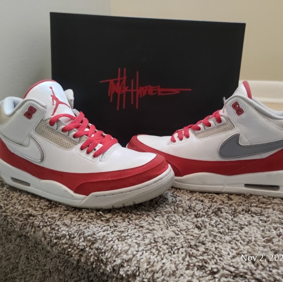 Air Jordan 3 Retro Tinker - Picture 2 of 12